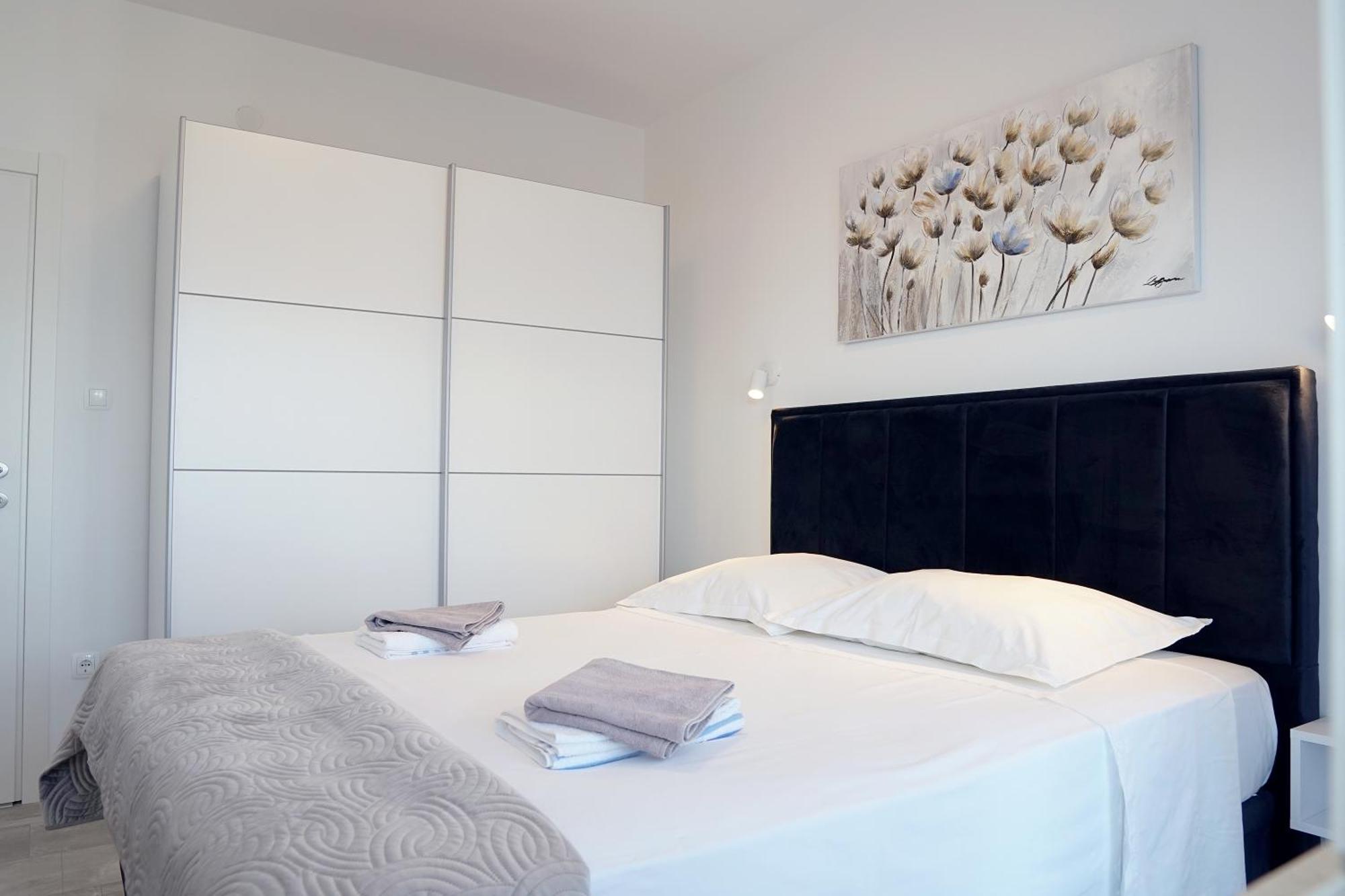 Apartments With A Parking Space Marusici, Omis - 657 Mimice Room photo